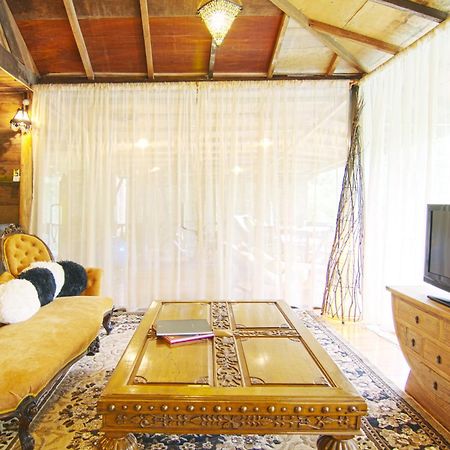 Fig Tree Hills Resort  Bayan Lepas Zimmer foto